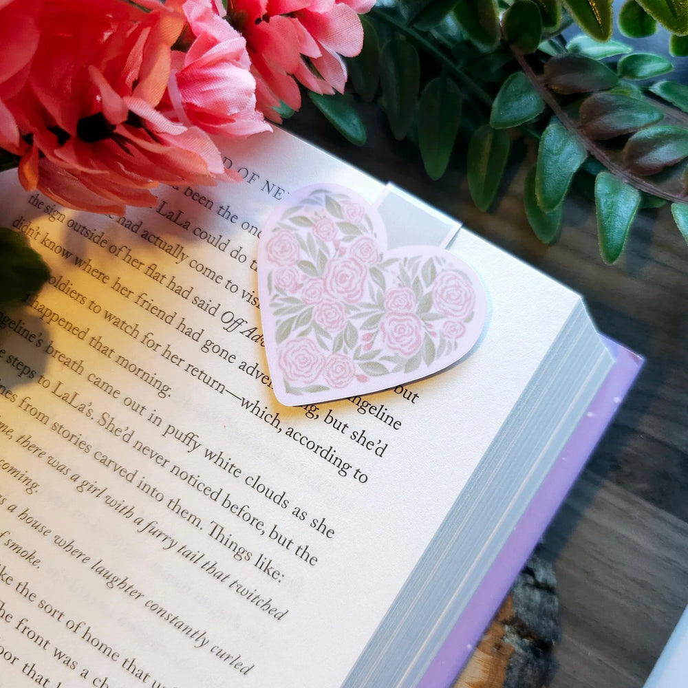 
                      
                        Heart Flower magnetic Bookmark
                      
                    